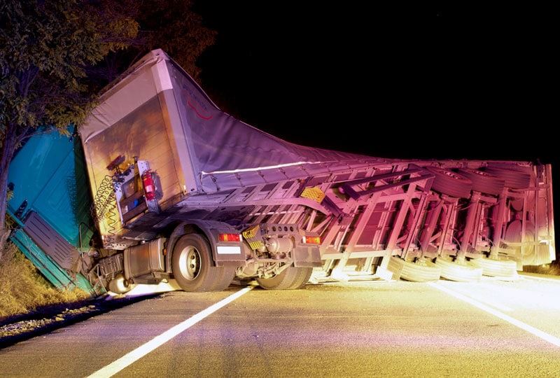 How Jackknife Accidents Happen Buckingham And Vega Law Firm 1345